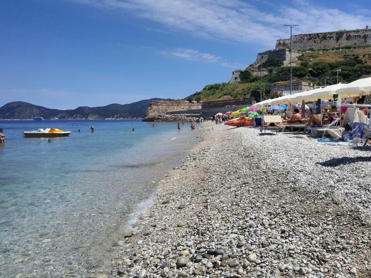 Loft Vista Mare Elba Apartman Portoferraio Kültér fotó